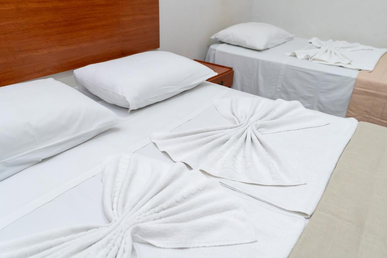 Bandeirantes Hotel Куаба Екстериор снимка